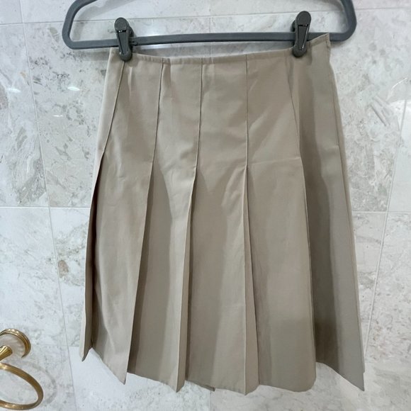 PRADA {40} Skirt Khaki Wrap Pleated Knee-Length - Picture 2 of 5